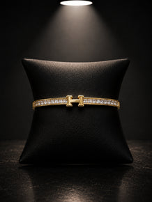 PLATED H BRACELET